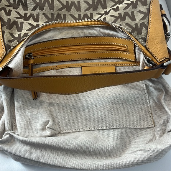 Michael Kors Brookville Large Signature Hobo Bag Purse with Yellow Leather - Picture 10 of 16